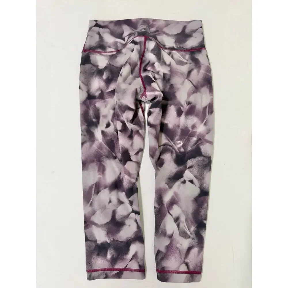 lululemon athletica Wunder Under Purple Marble Print 21” Crop Leggings size 10